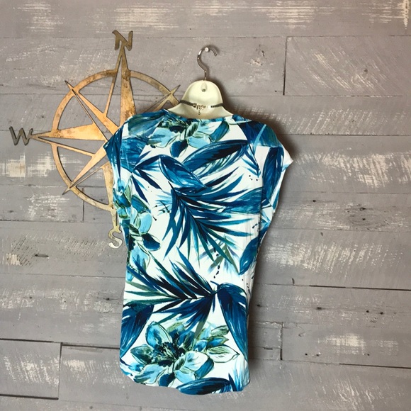 NWT Premise flowy top - Picture 2 of 3